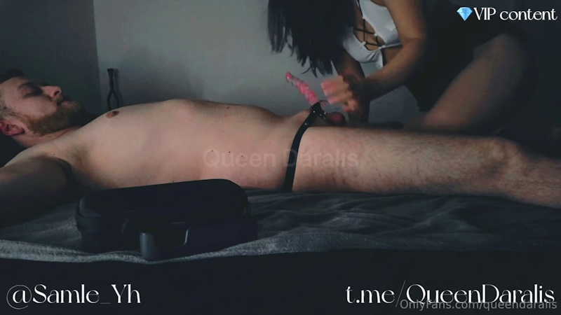 QDAS-1081 Queen Daralis 2025